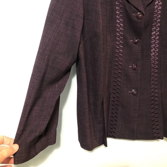 Danny & Nicole purple blazer size 16W embroidered, button up, vintage, purple - Picture 9 of 11